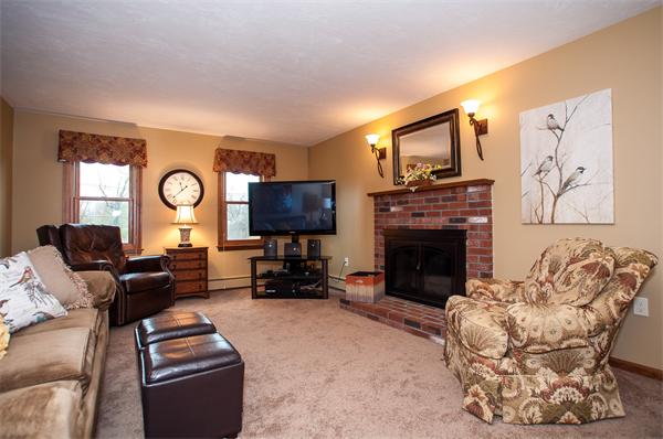 79 Prospect Street Ashland, MA 01721 - Photo 8 of 30 Gallery Image 8
