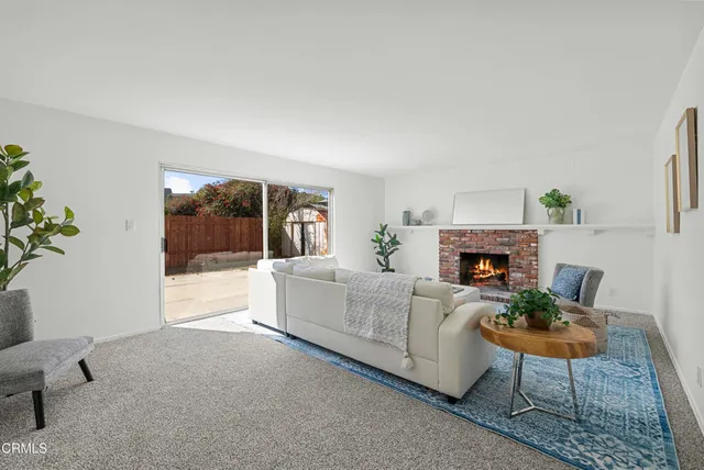 $925,000 | 2450 El Cajon Way, Oxnard, CA 93035