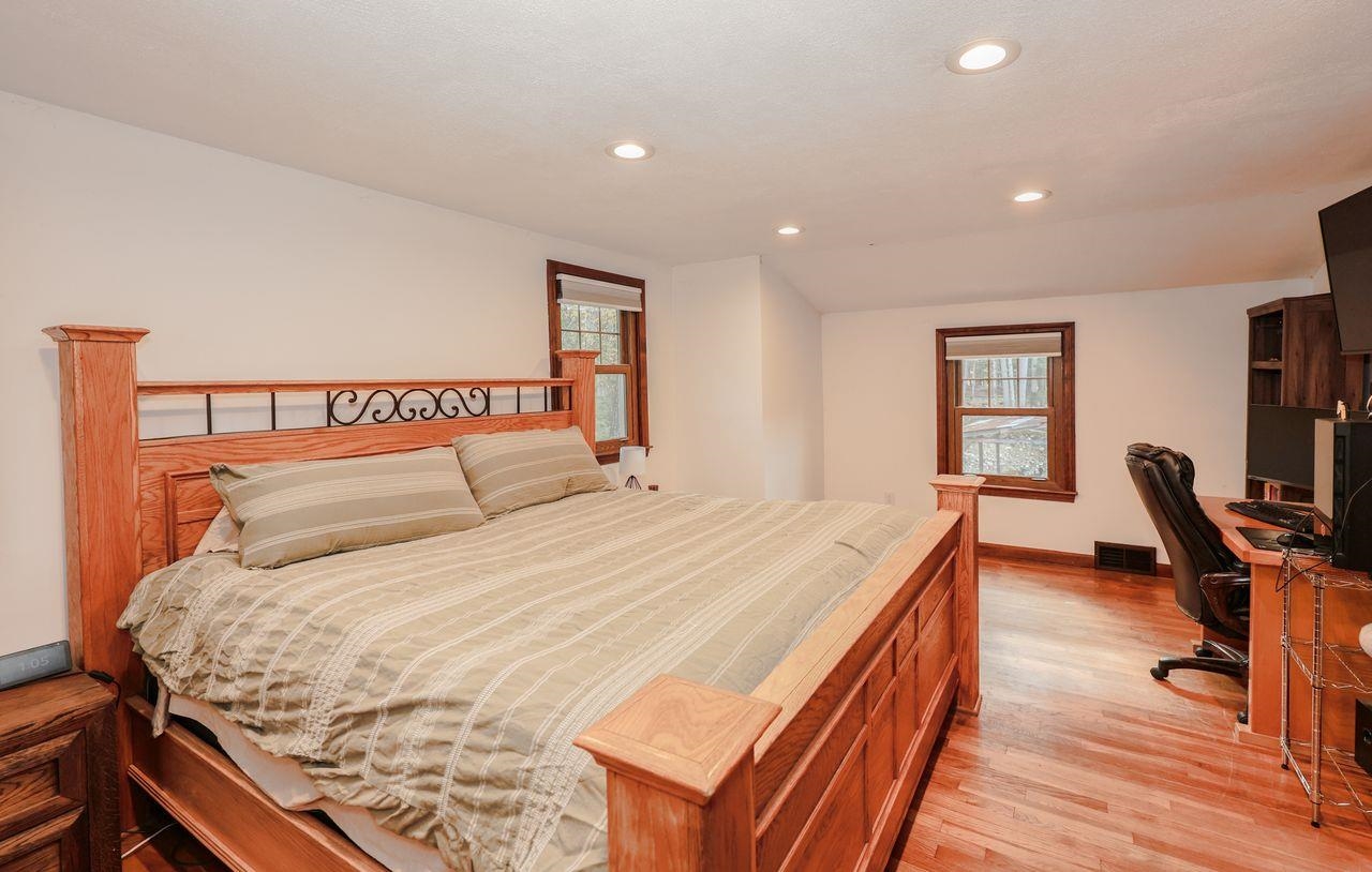 29 North Riverdale Road Weare, NH 03281 - Photo 18 of 26