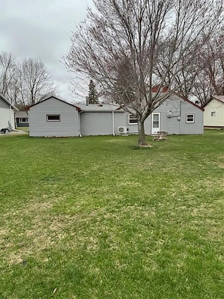 808 South 11th Street Montevideo, MN 56265 - Photo 2 of 19