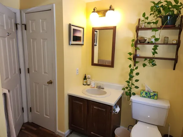 $525,000 | 57 Oak Lane, Jamaica, VT 05343