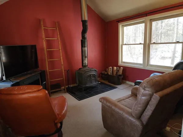 $525,000 | 57 Oak Lane, Jamaica, VT 05343