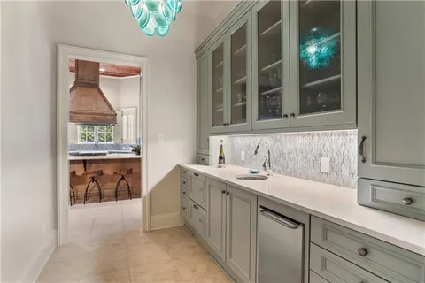 $2,475,000 | 9 English Turn Drive, New Orleans, LA 70131