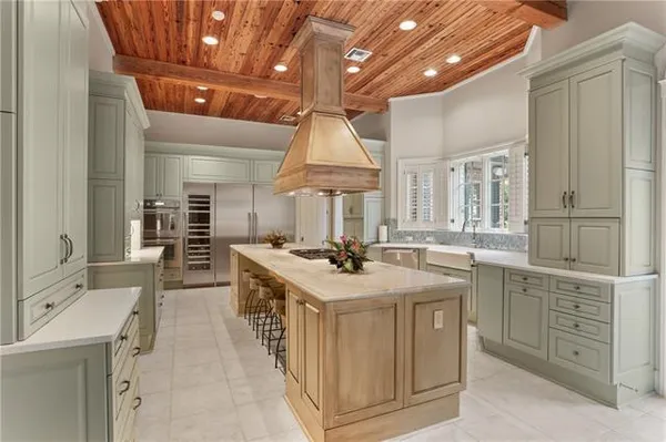 $2,475,000 | 9 English Turn Drive, New Orleans, LA 70131