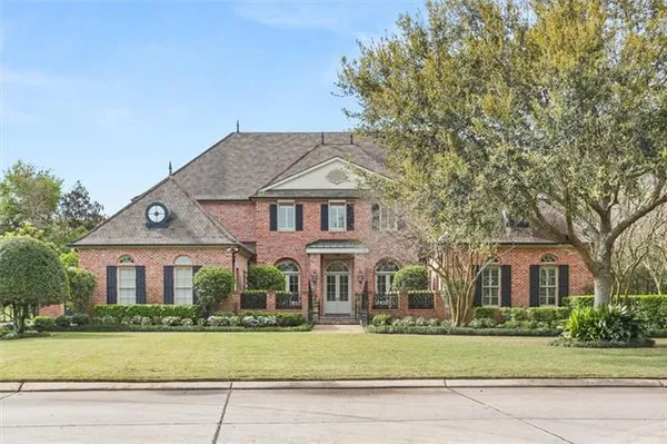 $2,475,000 | 9 English Turn Drive, New Orleans, LA 70131