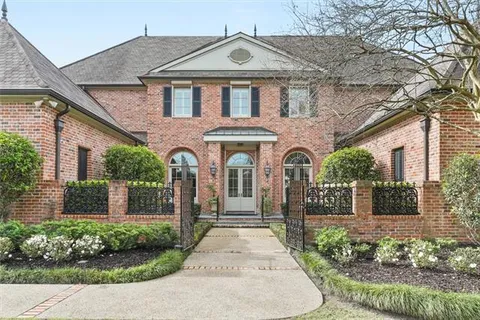 $2,475,000 | 9 English Turn Drive, New Orleans, LA 70131