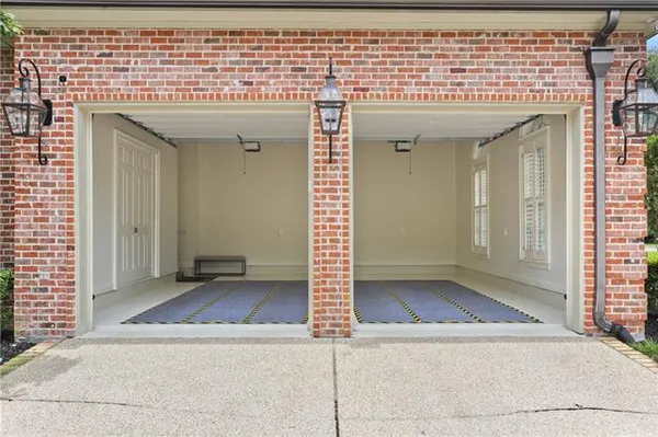 $2,475,000 | 9 English Turn Drive, New Orleans, LA 70131