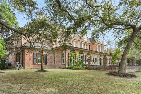 $2,475,000 | 9 English Turn Drive, New Orleans, LA 70131