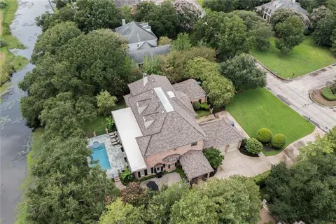 $2,475,000 | 9 English Turn Drive, New Orleans, LA 70131