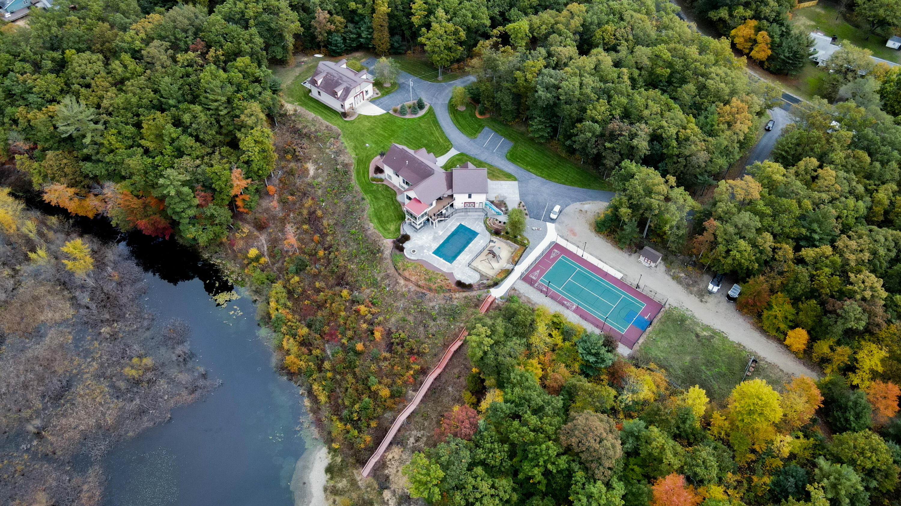 597 Brooks Road North Muskegon, MI 49442 - Photo 47 of 51 597Brookes_aerial-10