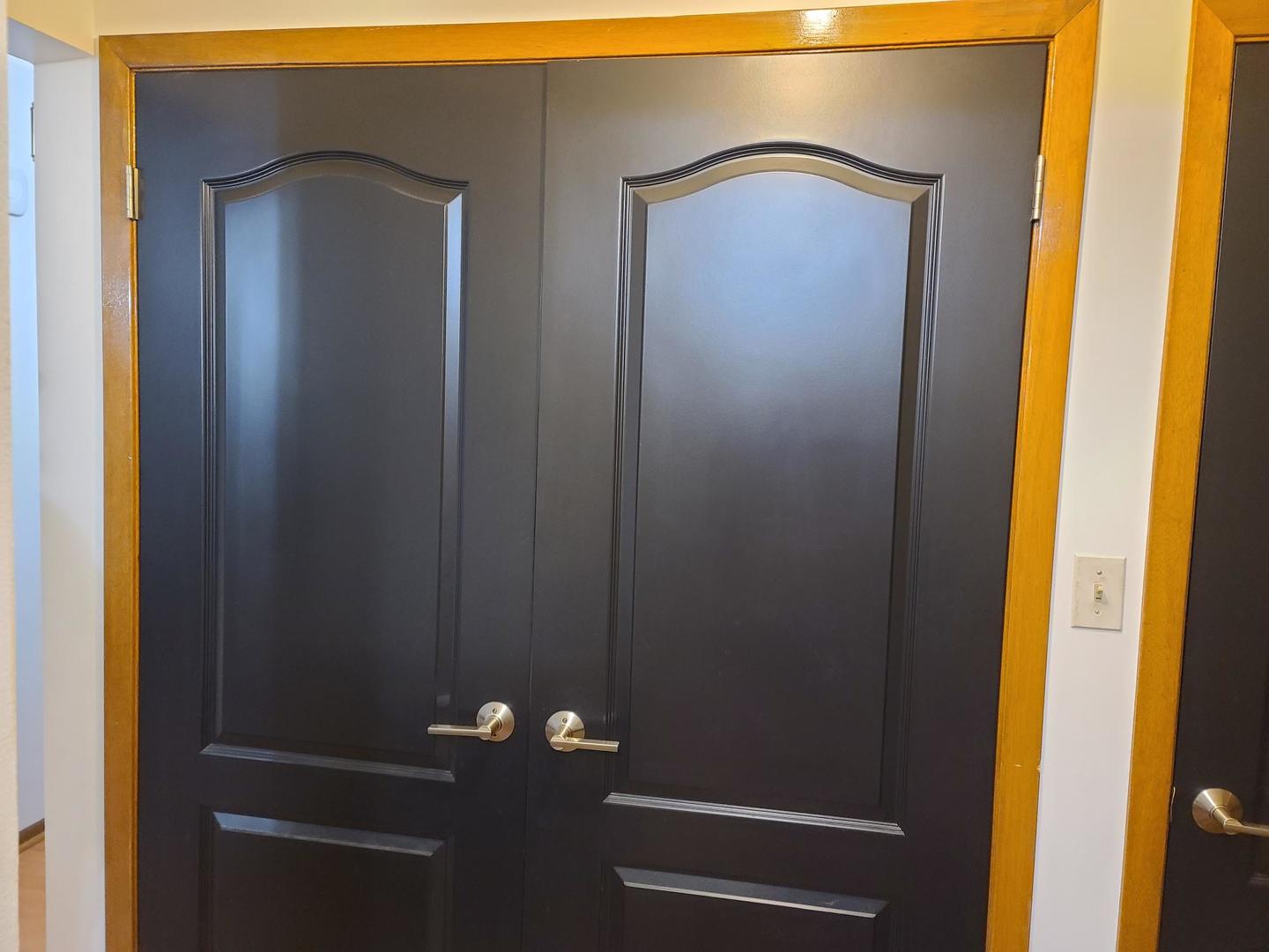 817 Oakton Street, Unit 201 Elk Grove Village, IL 60007 - Photo 13 of 16