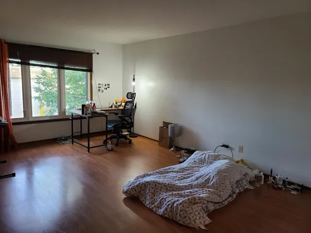 $1,900 | 817 Oakton Street, Unit 201, Elk Grove Village, IL 60007