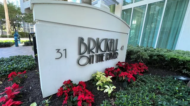 $3,800 | 41 Southeast 5th Street, Unit 2201, Miami, FL 33131