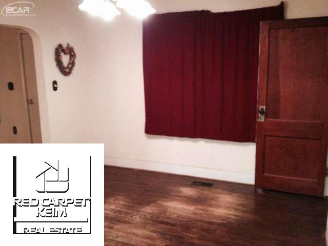 8133 East Bristol Road Davison, MI 48423 - Photo 7 of 10 20452783-6.JPG