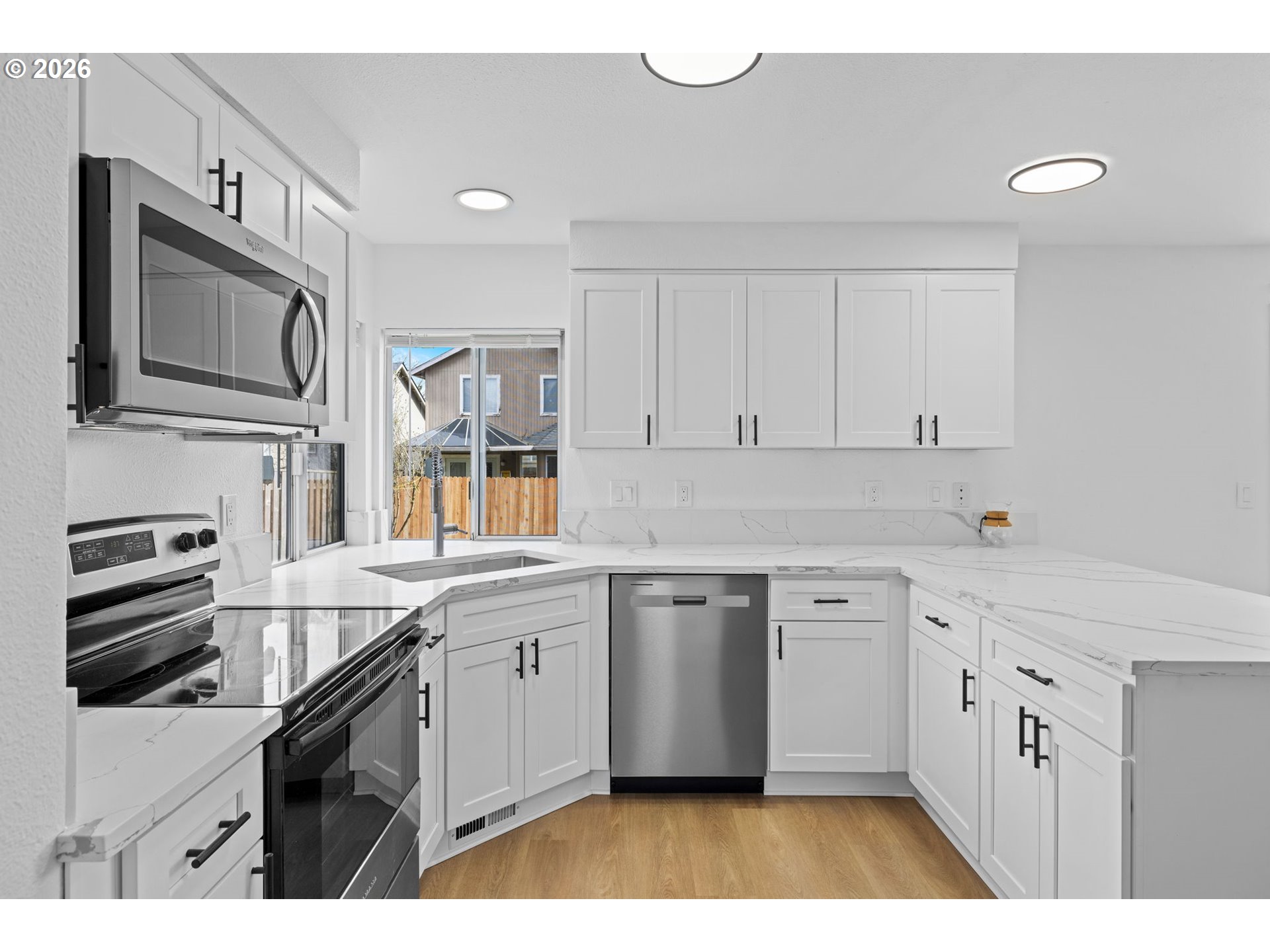 5346 Northwest Deerfield Way Portland, OR 97229 - Photo 15 of 48