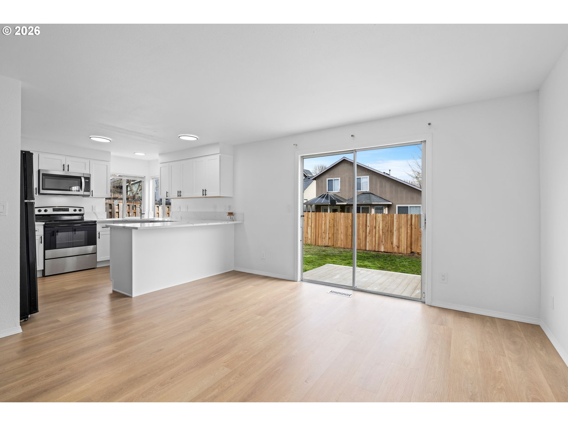 5346 Northwest Deerfield Way Portland, OR 97229 - Photo 18 of 48