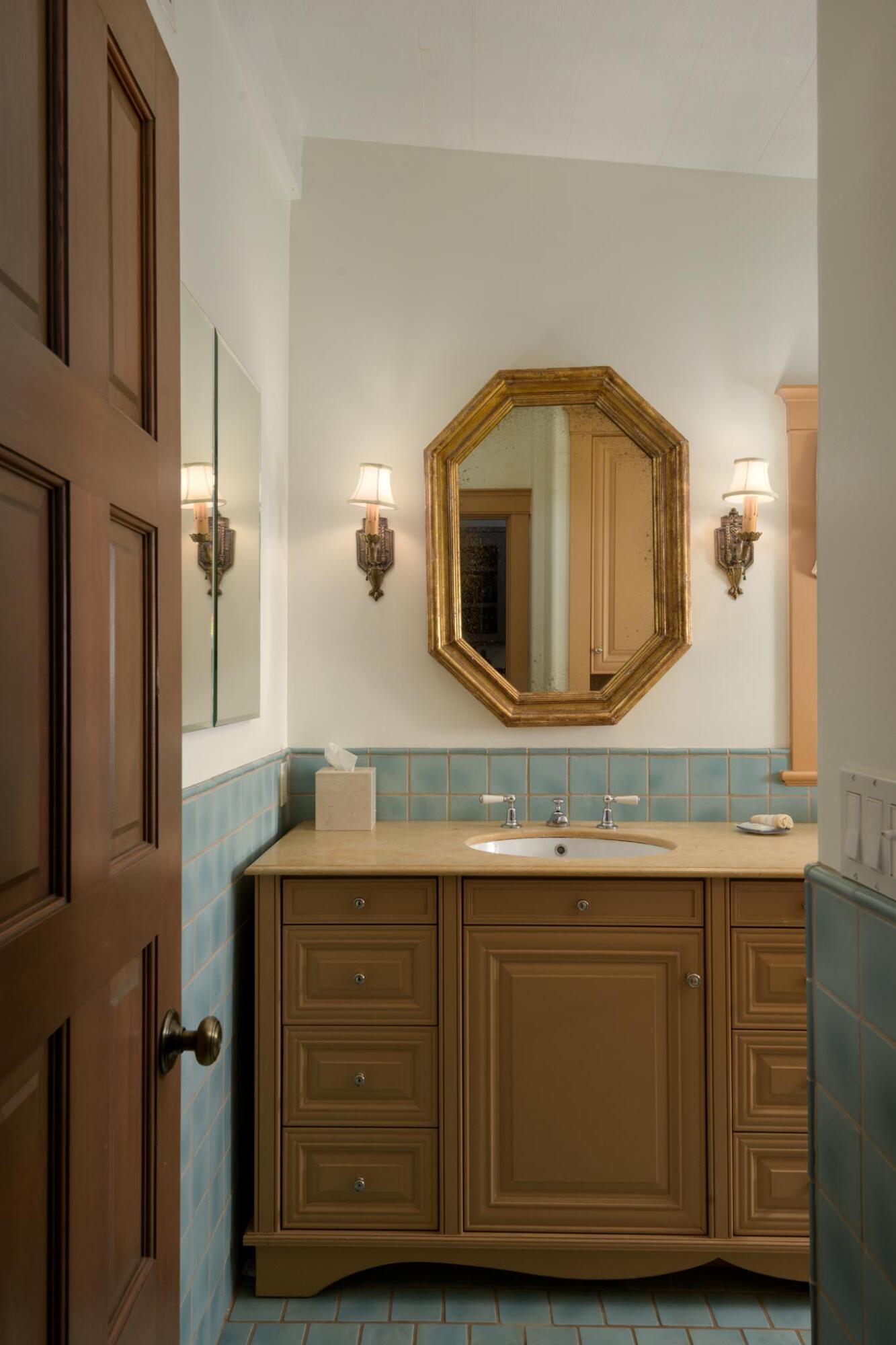 549 Hot Springs Road Montecito, CA 93108 - Photo 15 of 28 Bathroom