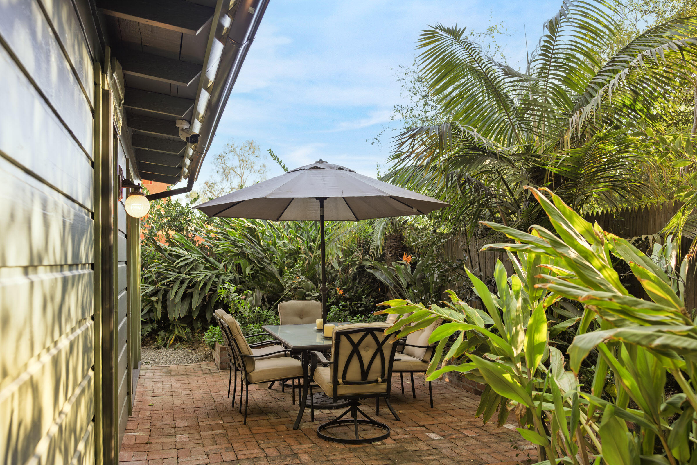 549 Hot Springs Road Montecito, CA 93108 - Photo 20 of 28 Private Patios