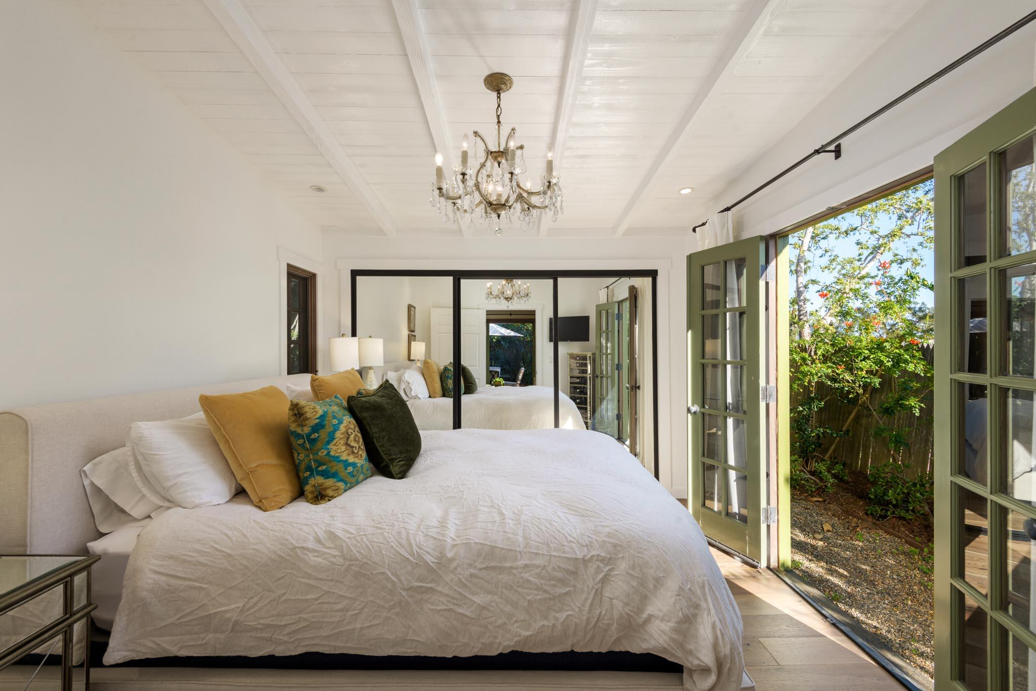 549 Hot Springs Road Montecito, CA 93108 - Photo 23 of 28 Guest Cottage Bedroom