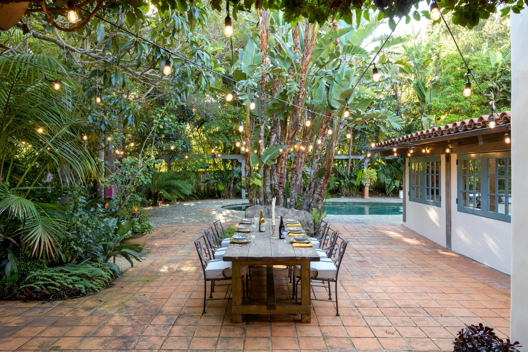 549 Hot Springs Road Montecito, CA 93108 - Photo 10 of 28 Outdoor Entertaining