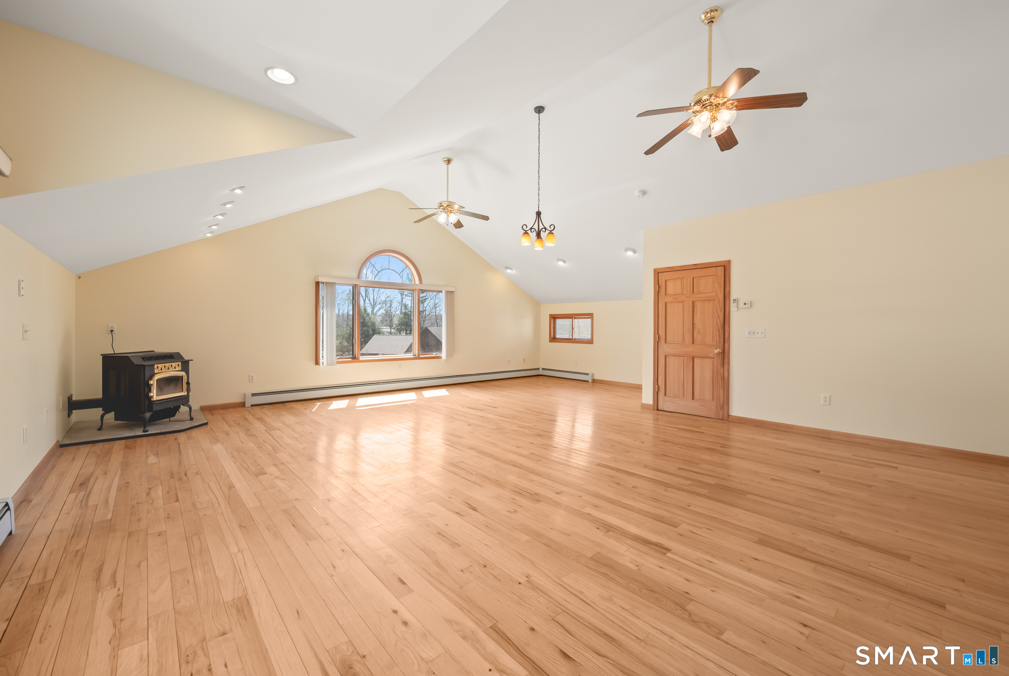 220 Springdale Avenue Coventry, CT 06238 - Photo 18 of 40