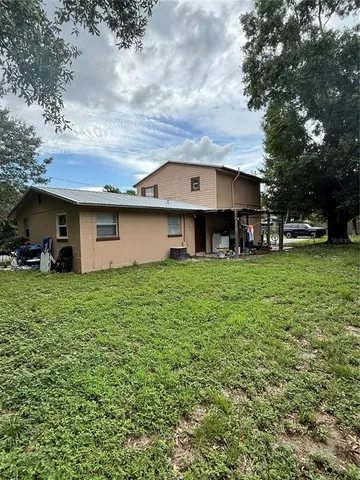 a front view of house with yard