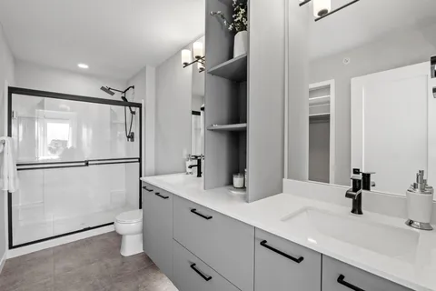 $435,000 | 16158 Eagleview Drive, Lakeville, MN 55044
