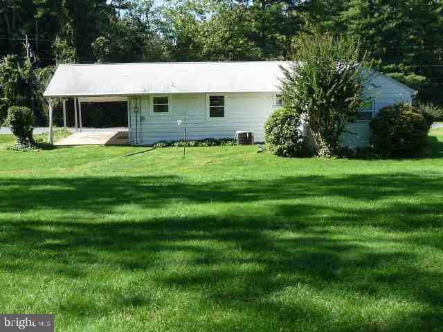 319 Village Road Harrisburg, PA 17112 - Photo 2 of 18 Gallery Image 2