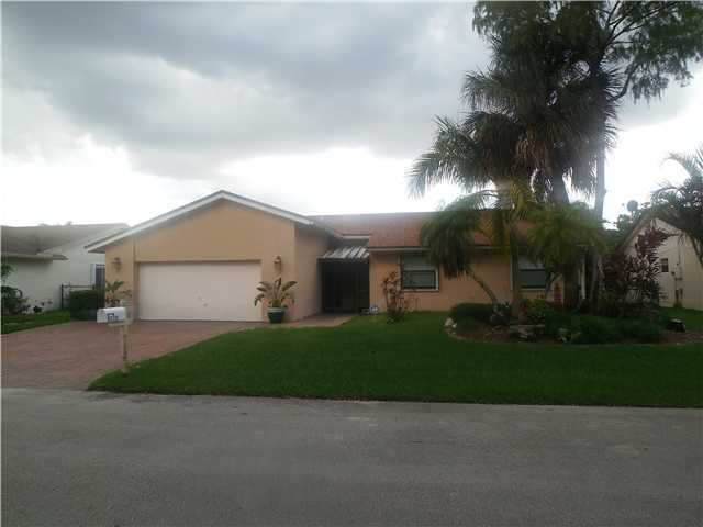 8115 Nutmeg Way Tamarac, FL 33321 - Photo 1 of 16 Primary Photo