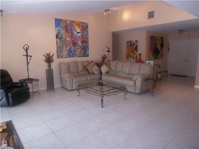 8115 Nutmeg Way Tamarac, FL 33321 - Photo 3 of 16 Additional Photo