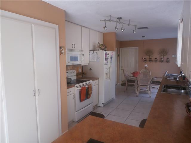 8115 Nutmeg Way Tamarac, FL 33321 - Photo 6 of 16 Additional Photo