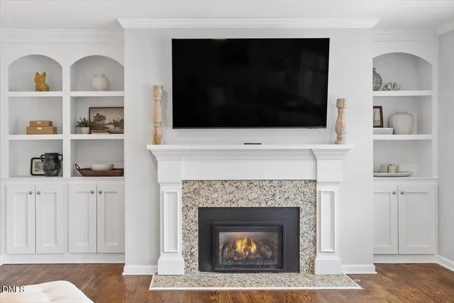 $1,095,000 | 808 Christopher Road, Chapel Hill, NC 27514