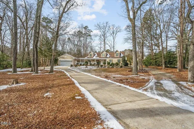 $1,095,000 | 808 Christopher Road, Chapel Hill, NC 27514