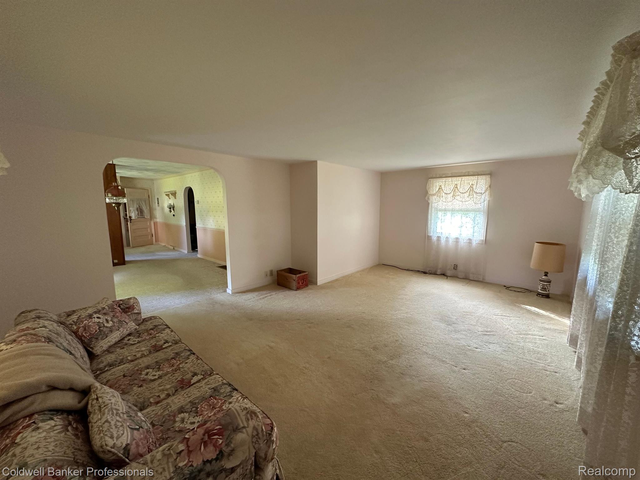 5883 Davison Road Lapeer, MI 48446 - Photo 4 of 21 Gallery Image 4