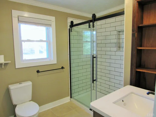 $349,900 | 1697 South Amherst Highway, Amherst, VA 24521