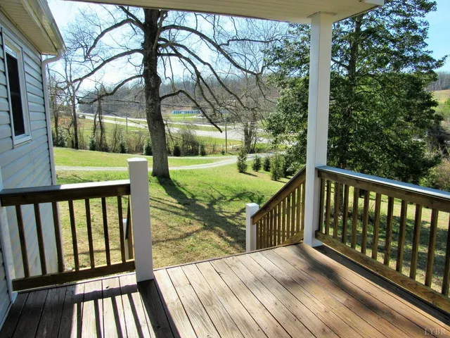 $349,900 | 1697 South Amherst Highway, Amherst, VA 24521