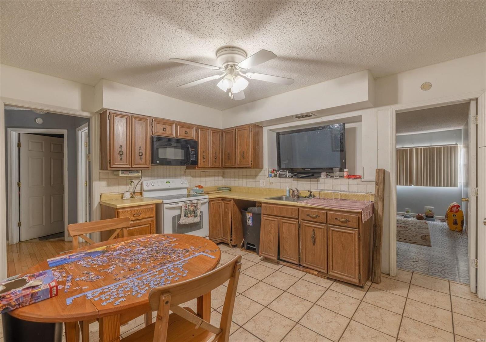 3555 Ashby Road St. Ann, MO 63074 - Photo 5 of 16 Gallery Image 5