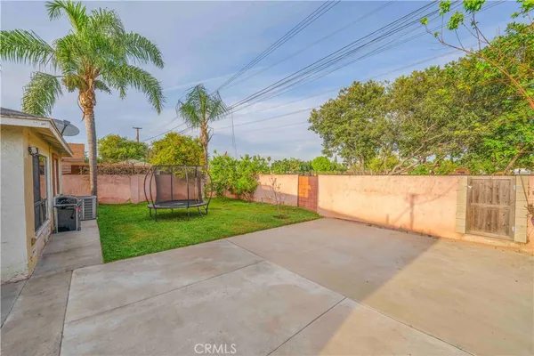 $769,000 | 15534 Carfax Avenue, Bellflower, CA 90706