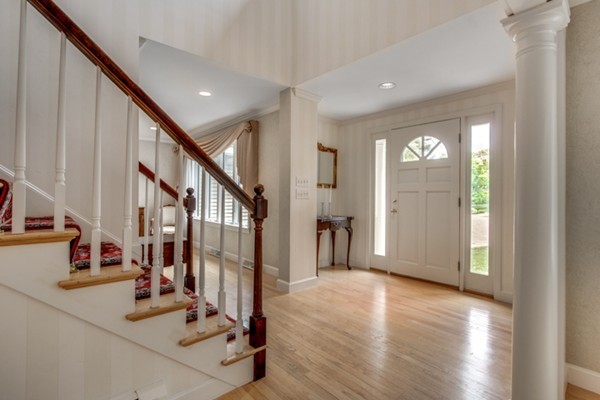 5 Westgate Road Winchester, MA 01890 - Photo 4 of 30 Gallery Image 4