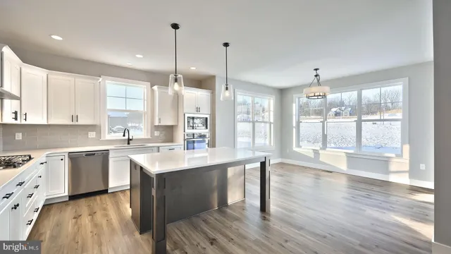 $794,900 | 346 Aplomado Street, Denver, PA 17517