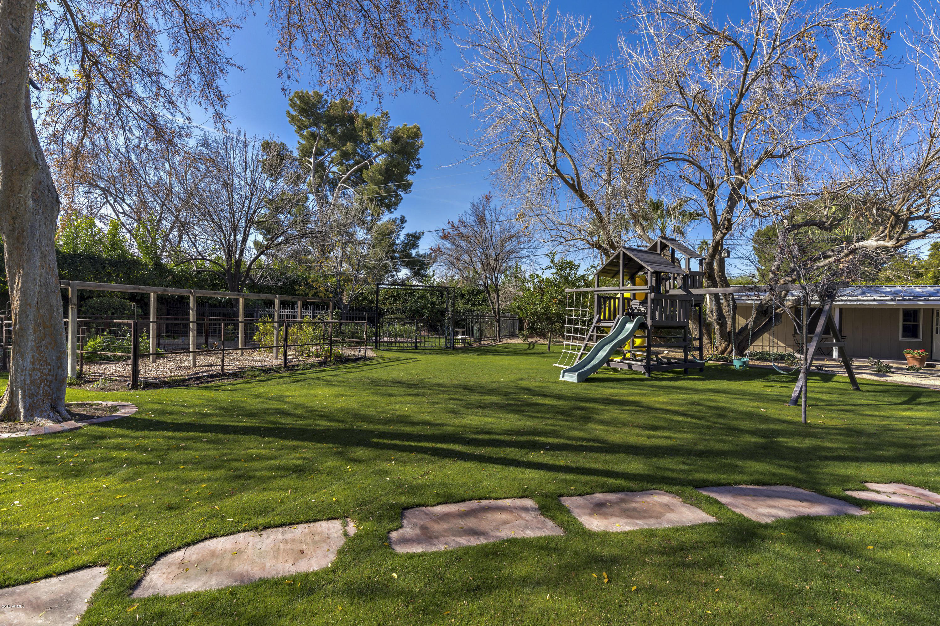 7120 North Wilder Road Phoenix, AZ 85021 - Photo 45 of 62 045_Backyard Mature Trees