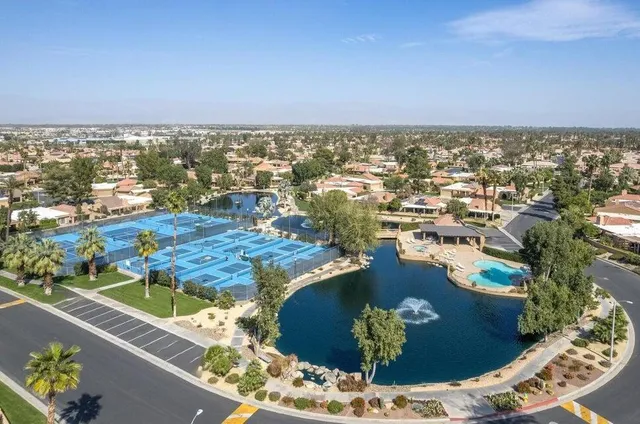 $434,900 | 44149 Chamonix Court, Palm Desert, CA 92260