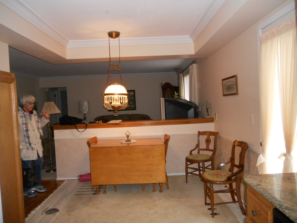 34525 Mulvey Road Fraser, MI 48026 - Photo 6 of 21 31279318-5.JPG