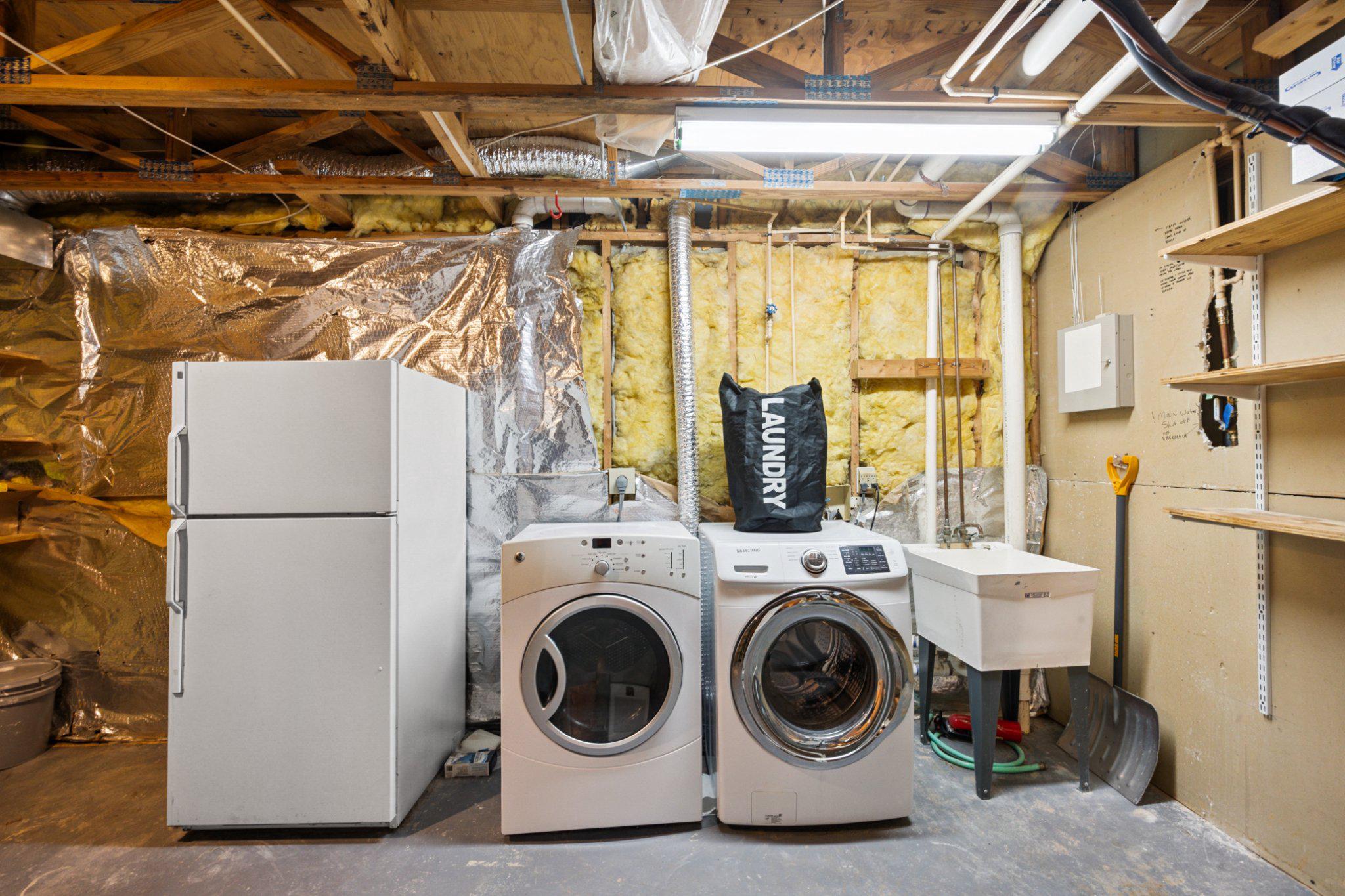 1319 Vintage Place Reston, VA 20194 - Photo 25 of 37 Lower Level Laundry Room