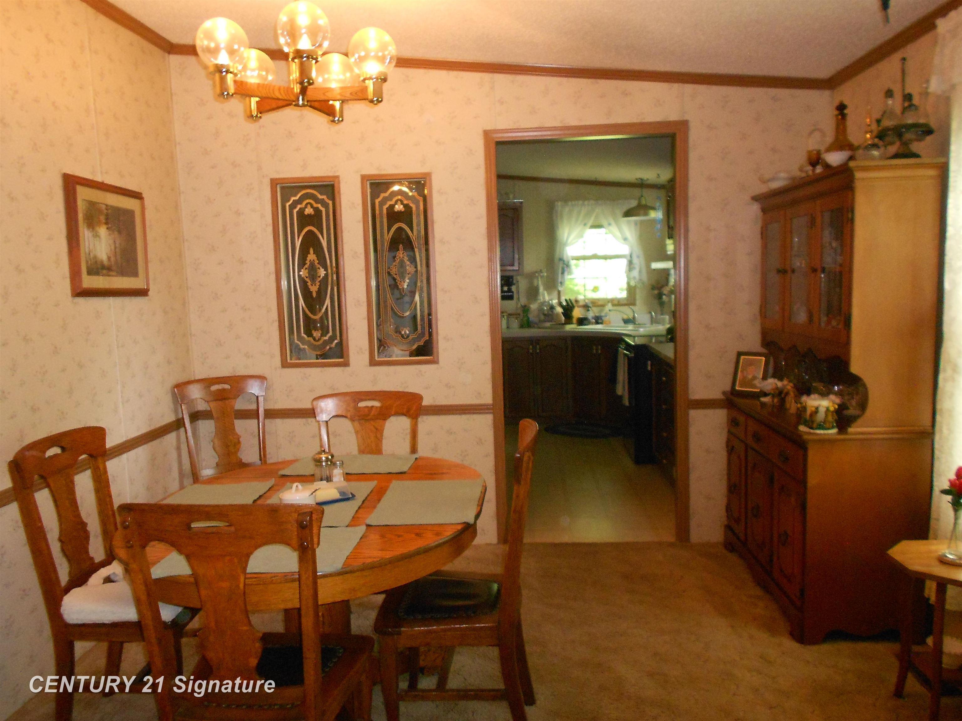 5185 Henderson Lake Road Prescott, MI 48756 - Photo 6 of 39 50116528-3.JPG