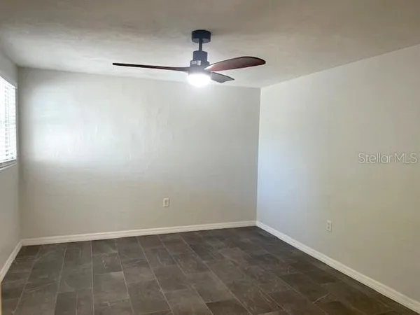 $2,900 | 7464 Cass Circle, Sarasota, FL 34231