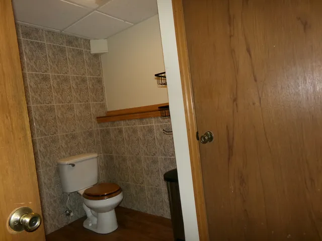 $2,600 | 2729 Lowery Court, Zion, IL 60099