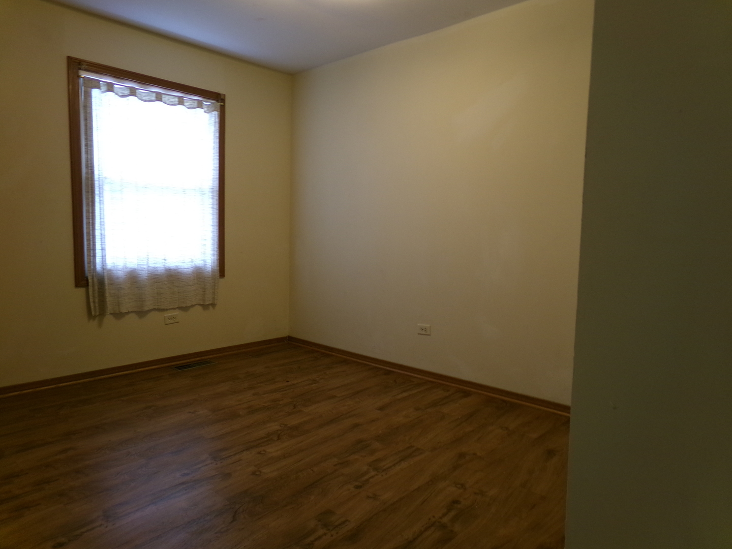 2729 Lowery Court Zion, IL 60099 - Photo 7 of 16