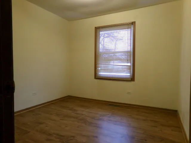 $2,600 | 2729 Lowery Court, Zion, IL 60099