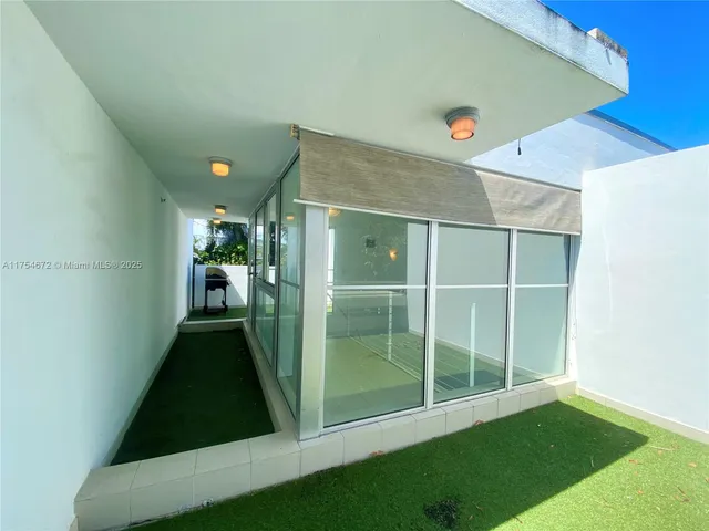 $1,000,000 | 1600 Michigan Avenue, Unit 8, Miami Beach, FL 33139